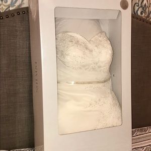 Women’s Wedding Dress